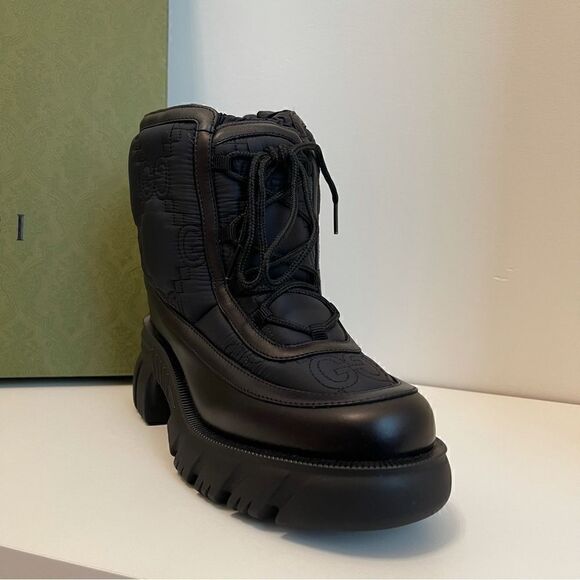 Gucci
GG pattern boots AUTHENTIC  - Picture 8 of 11